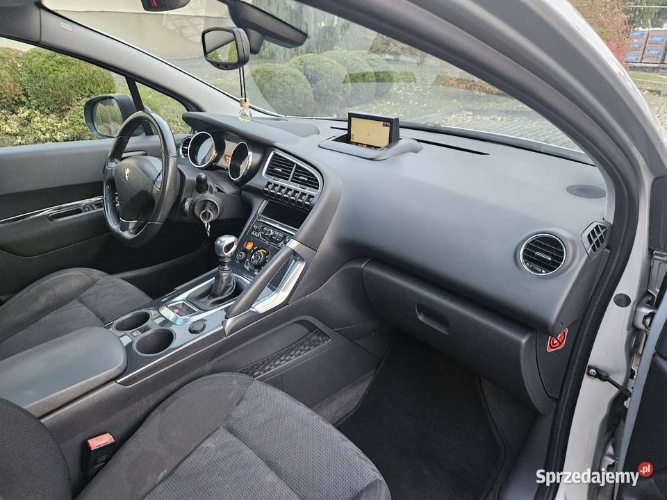 Peugeot 3008 16Hdi Navi Panorama Alu 17Hak