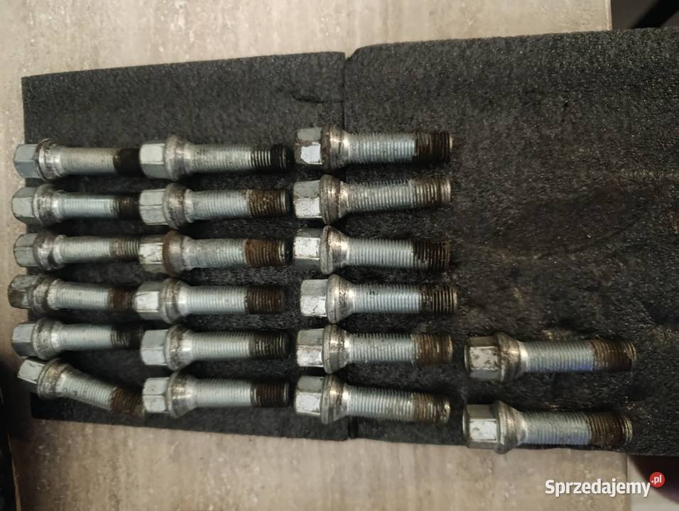 Dystanse Zmienna Piasta BMW 741 na 726 15mm Suwałki