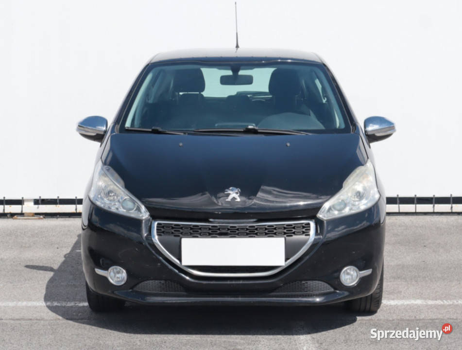Peugeot 208 12 PureTech tempomat