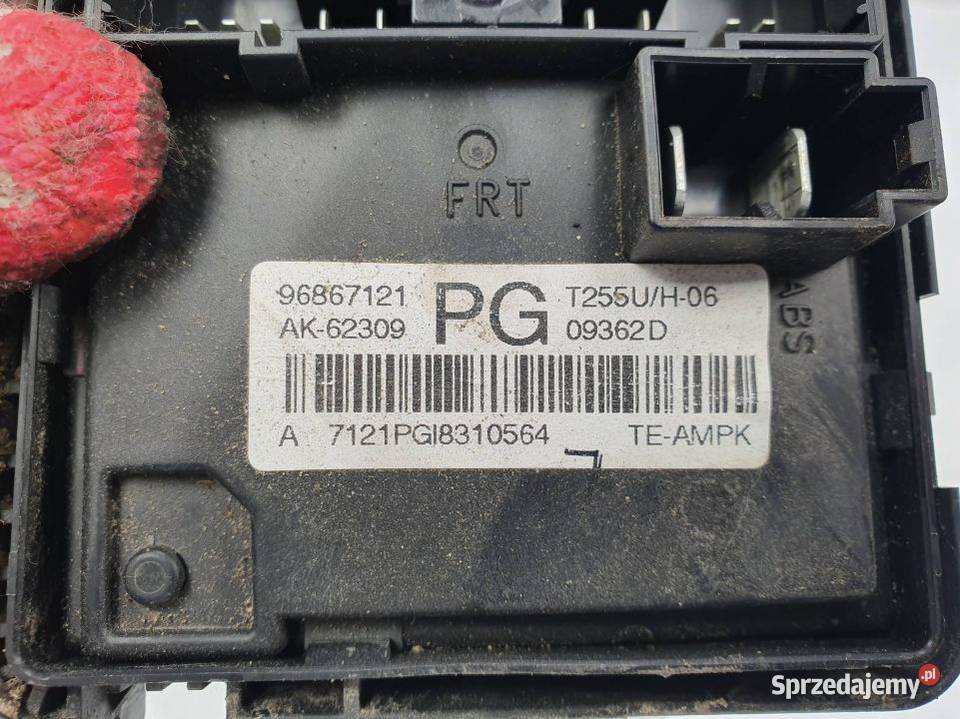 SKRZYNKA BEZPIECZNIKÓW CHEVROLET AVEO 96867121 Lipno