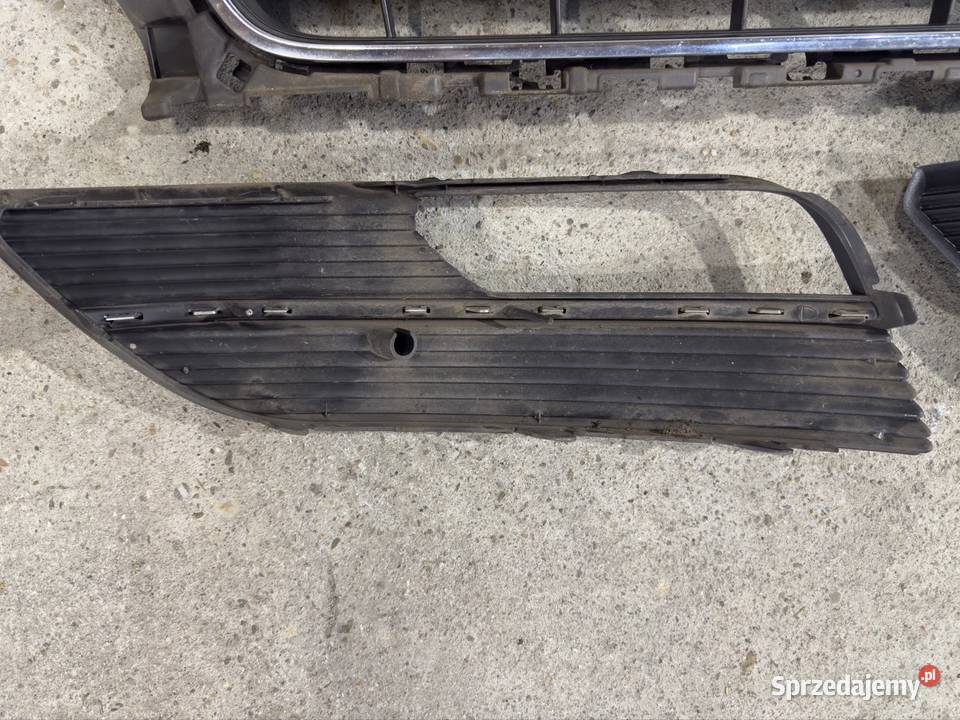 Grill Audi A3 8V z kartkami przeciwmgielnymi osobowe Nowy Sącz