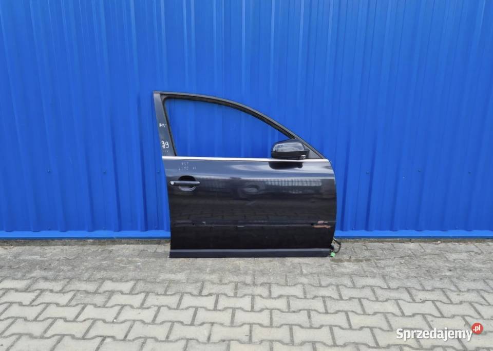 DRZWI PRZÓD PRAWY PRAWE VW PASSAT B5 FL LC9Z Działoszyce