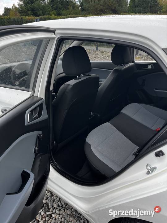 Hyundai i20 2015r 83KM