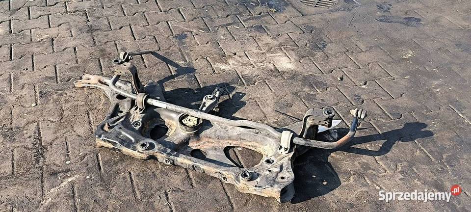 SANKI PRZEDNIE SKODA OCTAVIA III osobowe Pozostałe sprzedam