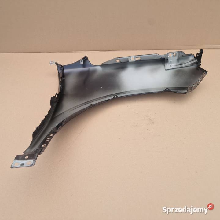 FORD CAPRI BŁOTNIK LEWY PRZÓD IDEALNY IGŁA R2KB Bieleń