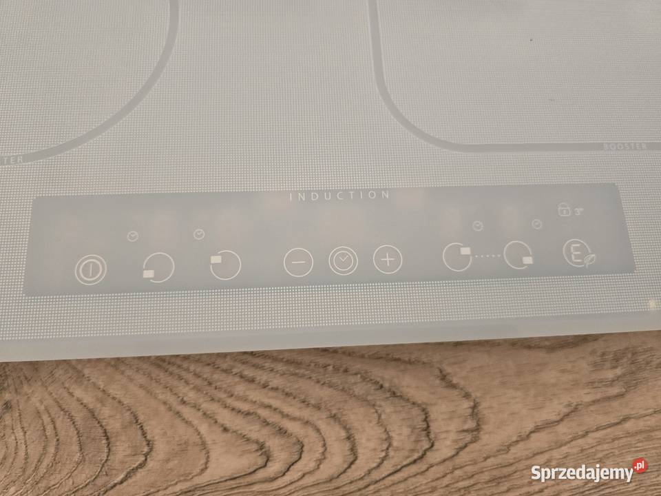 Płyta indukcyjna biała Whirlpool Kuchenki i piekarniki Frydek