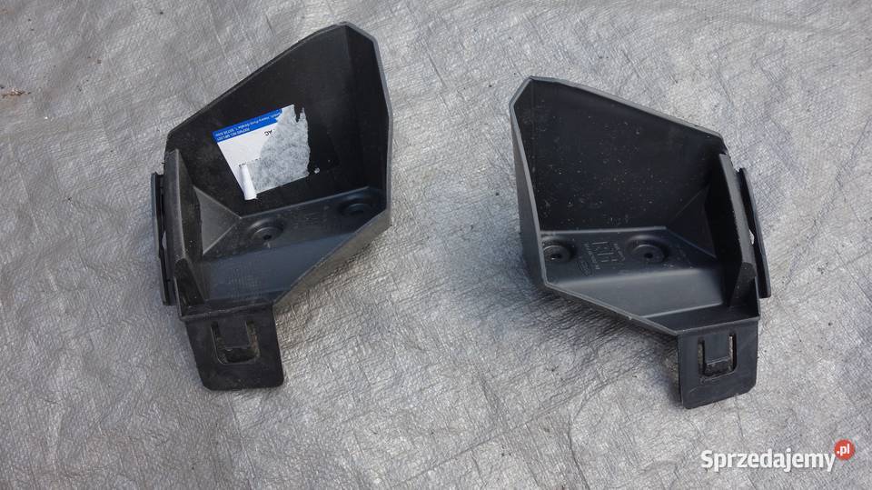 FORD FOCUS MK3 ŚLIZG ZDERZAKA TYŁ LEWY PRAWY osobowe Ruda Śląska