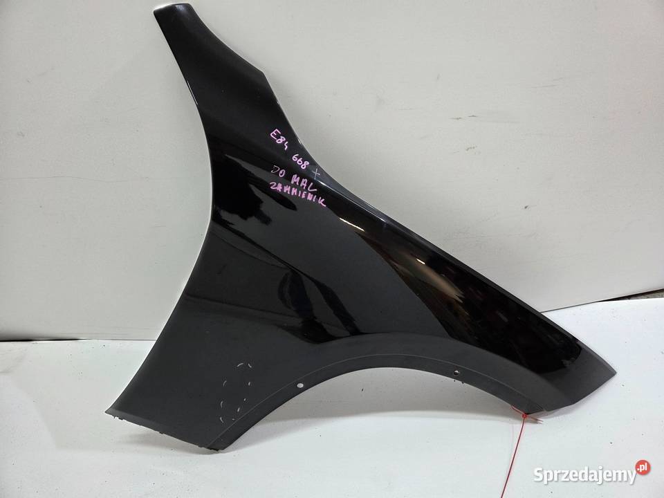 BŁOTNIK PRAWY PRZEDNI BMW X1 E84 668 Strzyżewice sprzedam