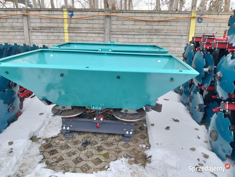 Rozsiewacz Nawozów Dwutarczowy Demarol 400L Sokółka