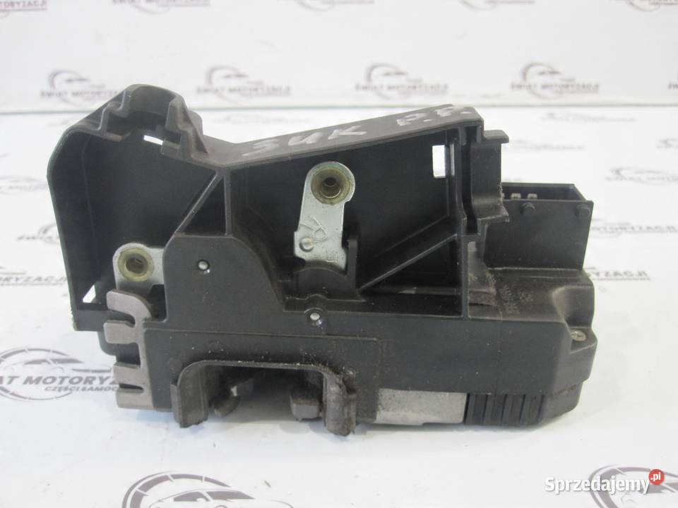 OPEL VIVARO A TRAFIC 07r zamek drzwi prawy przód