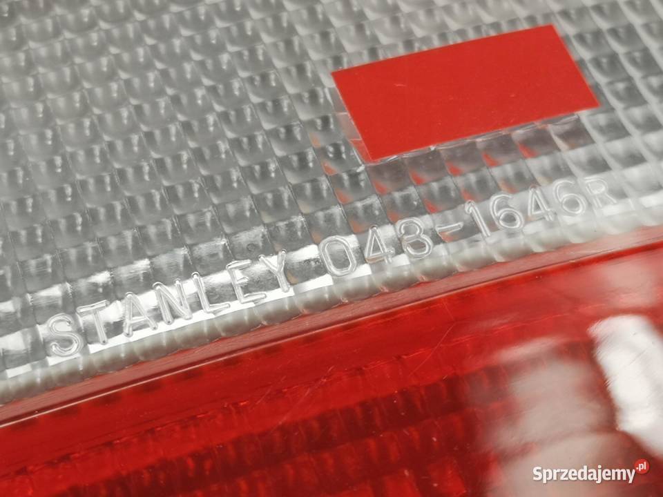 LAMPA PRAWY TYŁ MITSUBISHI L200 25 TD 19962007