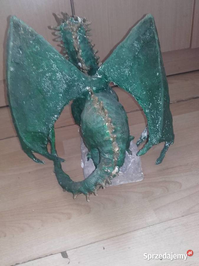 Smoczyca z gipsu Warszawa