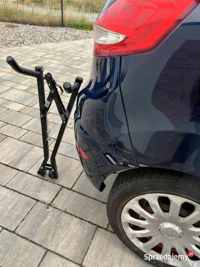 Ford Fiesta z trzymakiem na rower
