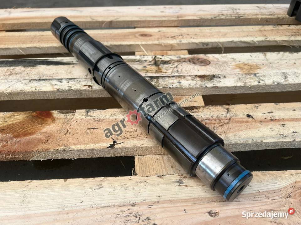 Wałek skrzyni Case Magnum 7110 7210 Byków