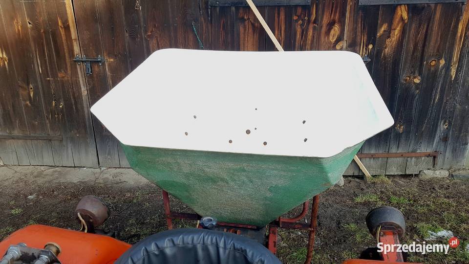 Rozsiewacz MOTYL 600l do nawozu wapna czy soli Dąbrowa Tarnowska sprzedam