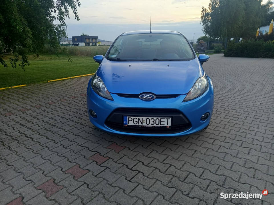 Ford Fiesta Mk7 2008 światła przeciwmgielne Słupca sprzedam