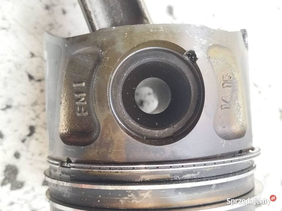 TŁOK KORBOWÓD 20 CDTI Opel Zafira III 2011