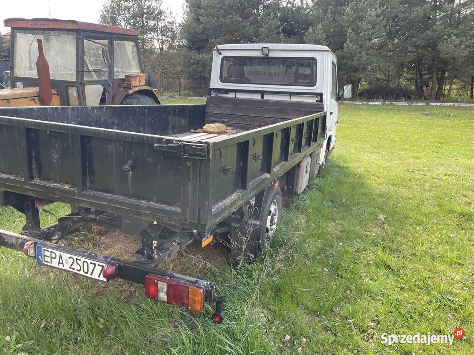Mercedes MB 100 dostawczy długa paka Pabianice sprzedam