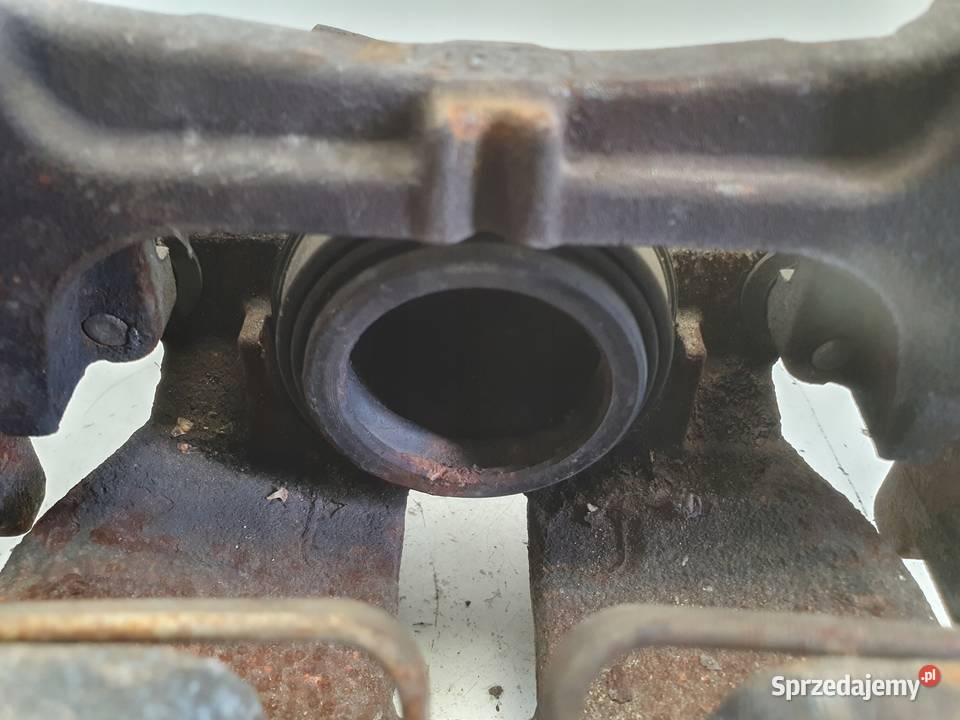 Volvo XC90 II PRZEDNI ZACISK HAMULCOWY lewy osobowe Chełm