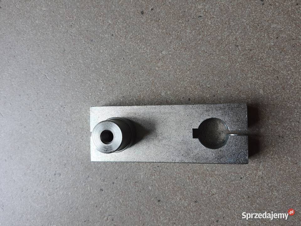 Łącznik wałków podajnika ze sworzniem do prasy sprzedam