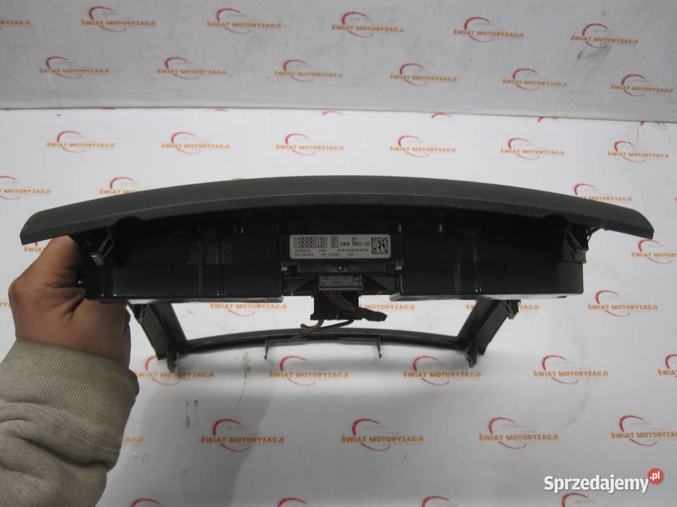 SPRINTER II W906 LIFT 16r ramka obudowa radia Motoryzacja Kielce