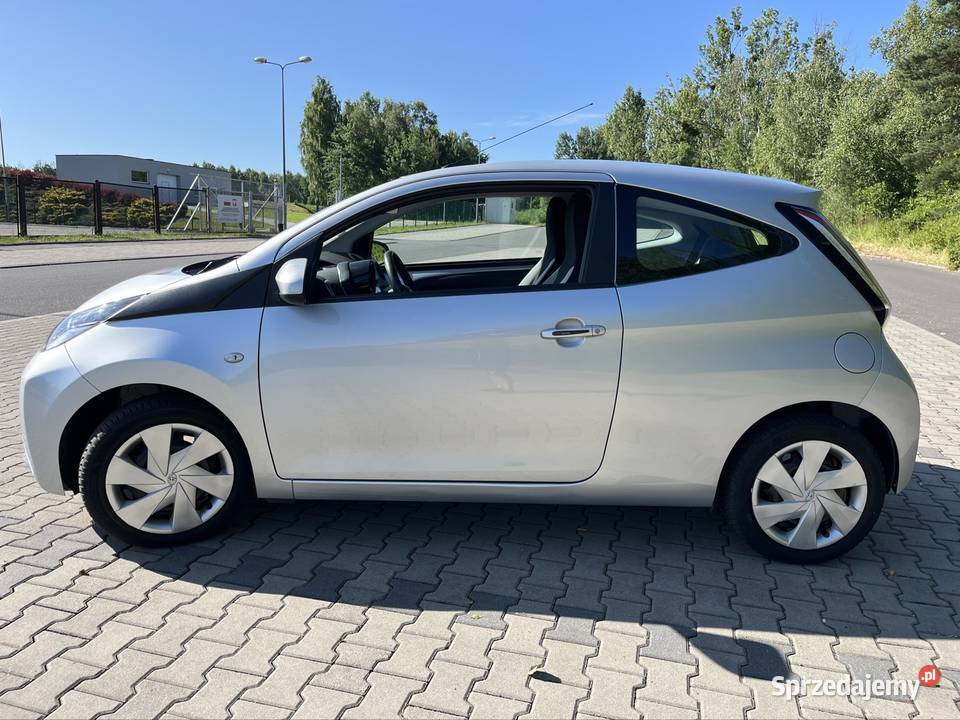 Toyota Aygo 2016 35600 bluetooth Łaziska Górne