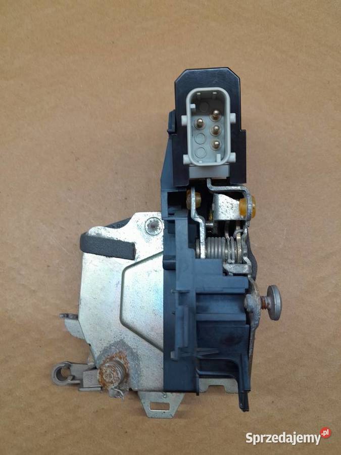 BMW 5 E39 zamek dzwi prawy tył Tomaszów Mazowiecki sprzedam