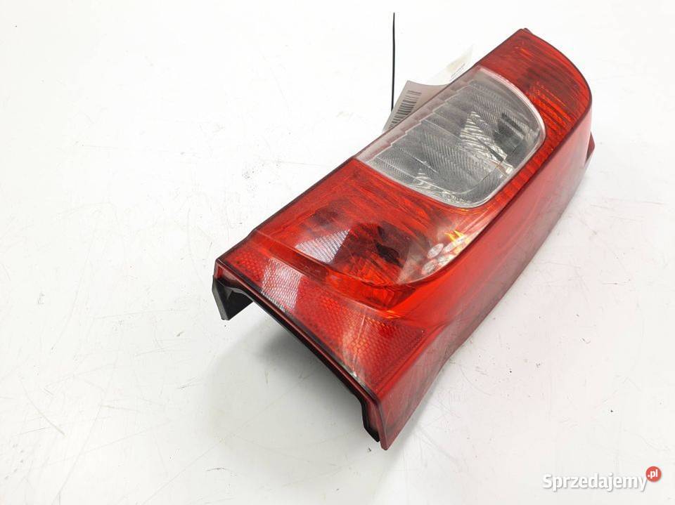 LAMPA PRAWA TYŁ PEUGEOT BIPPER 01353205080