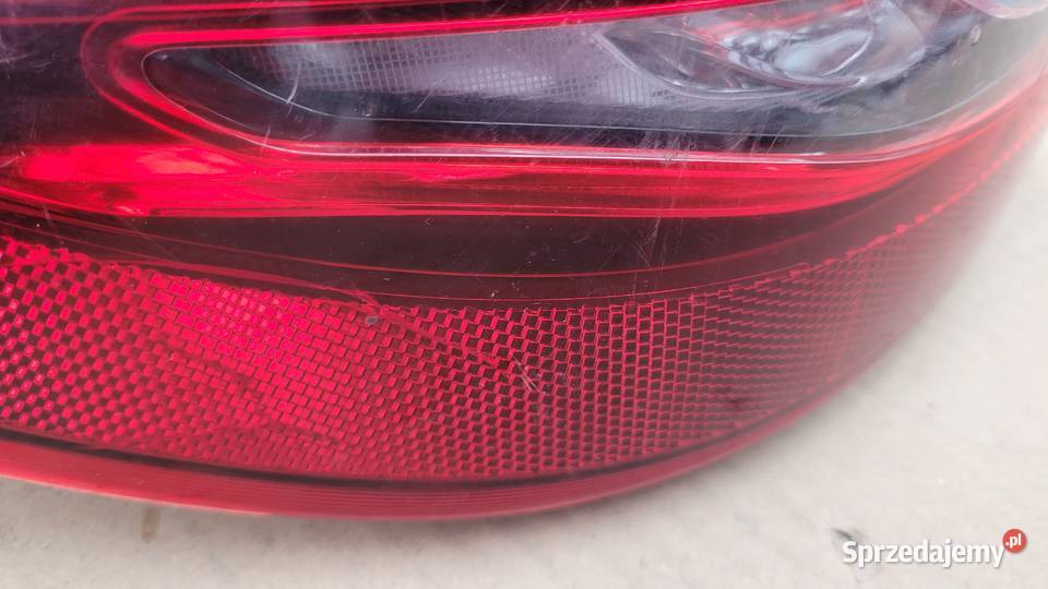 MERCEDES W205 LIFT KOMBI LAMPA LED LEWA TYŁ Lampy tylne Ruda Śląska