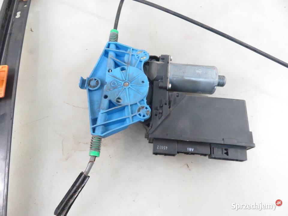 PODNOŚNIK SZYBY LEWY PRZEDNI AUDI A4 B7 osobowe sprzedam