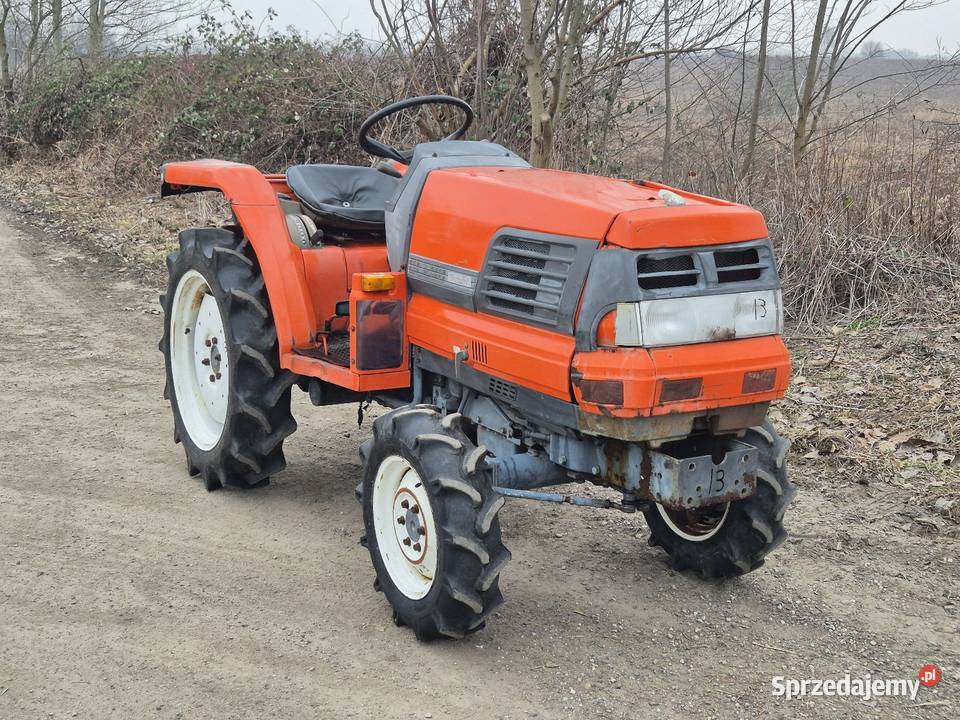 Traktorek traktor KUBOTA GL200D 20 44 Małuszyn