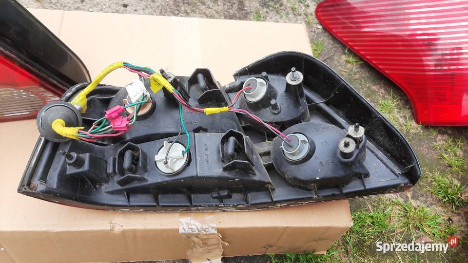 lampa tylna prawa Mitsubishi Galant VIII sedan Dębno