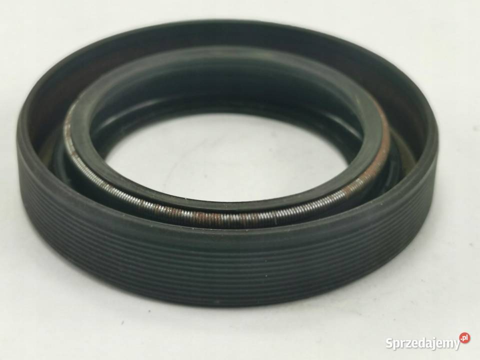 SIMMERING USZCZELNIACZ PÓŁOSI SUZUKI NOWY