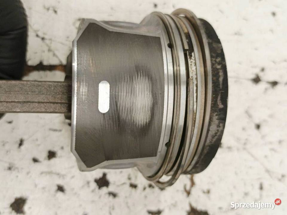 TŁOK KORBOWÓD 82L187 20 D HDI D3 D4 Volvo V40 II