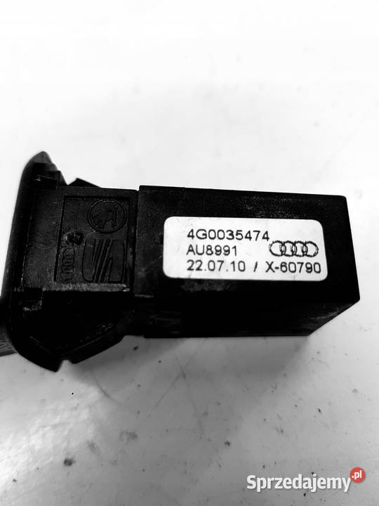 SCHOWEK GNIAZDO AUX AUDI A3 A4 A5 A6 A7 Przystajń sprzedam