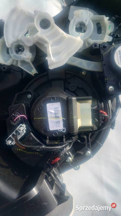 Nagrzewnica wentylator obudowa renault Clio 5 Rok produkcji 2022 Kłodzko