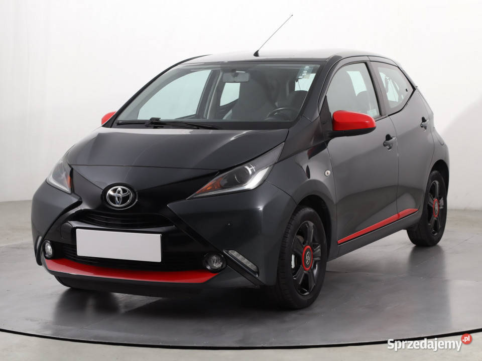 Toyota Aygo 10 VVTi światła przeciwmgielne Katowice