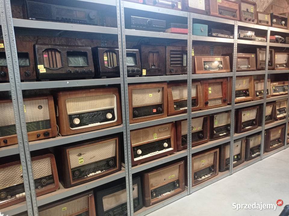 Antyki pamiątki z PRL kolekcja Chrząstów