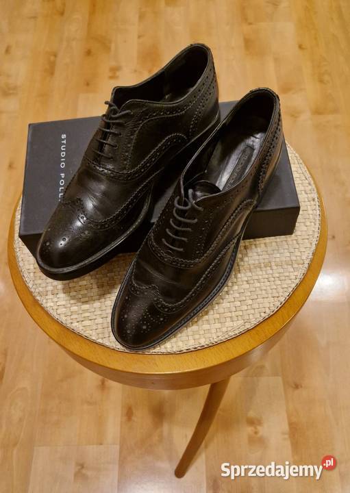 Damskie buty z naturalnej skóry czarnej marki