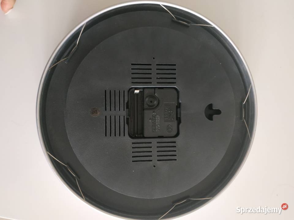 Elegancki metalowy zegar analogowy ścienny metal Wrocław sprzedam