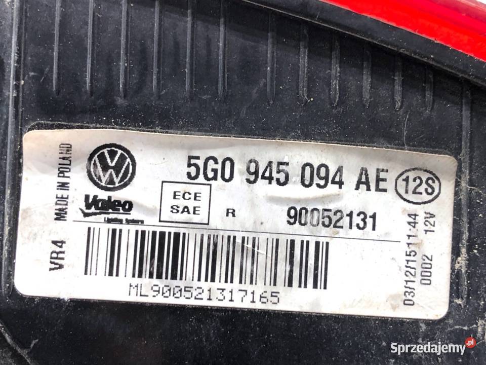 LAMPA TYŁ PRAWA WEWNĘTRZNA VW GOLF VII osobowe