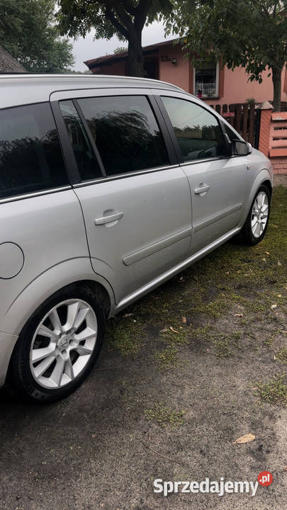 Opel zafira 2008 19 cdti 340000km Samochody osobowe Krzymów