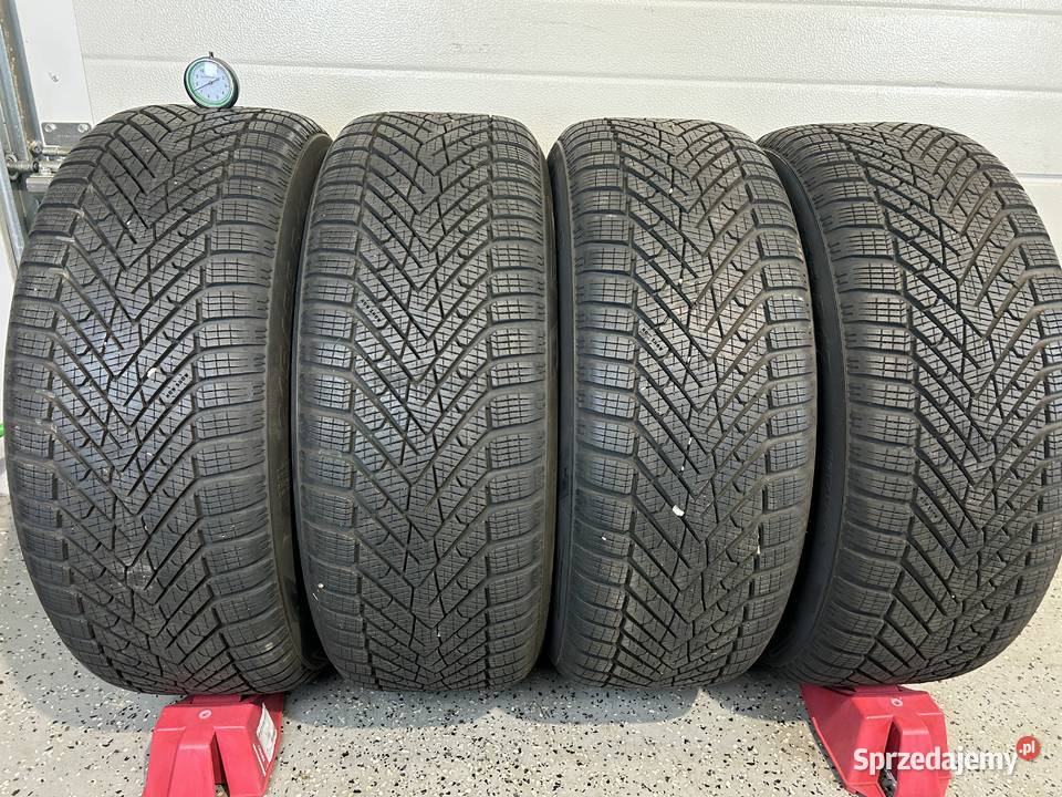 Oryginalne KOŁA FELGI 17 VW Passat B9 B8 Pirelli Wrocław