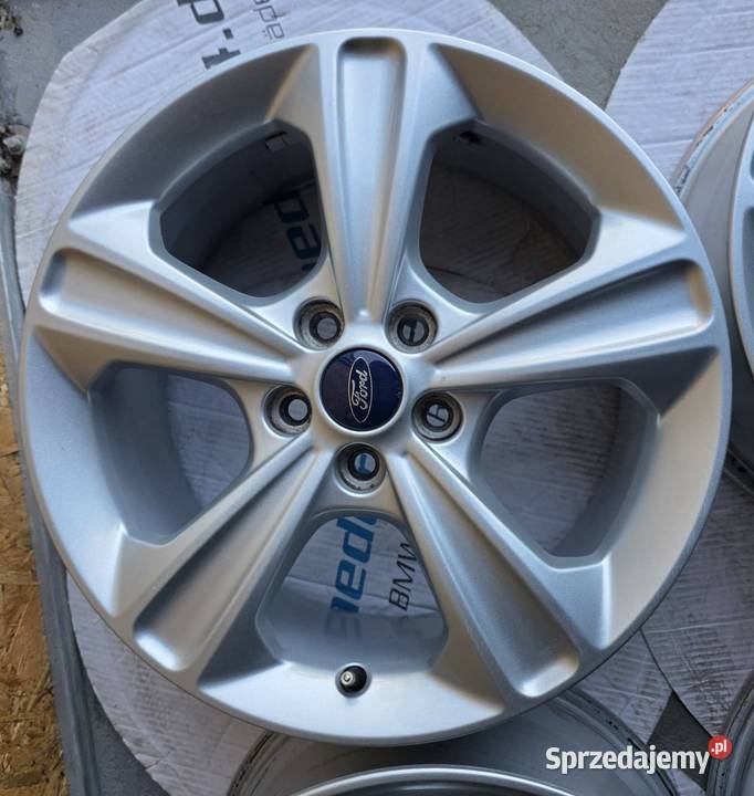 Alufelgi Ford 17 5x108 z czujnikami cisnienia Średnica 17" sprzedam