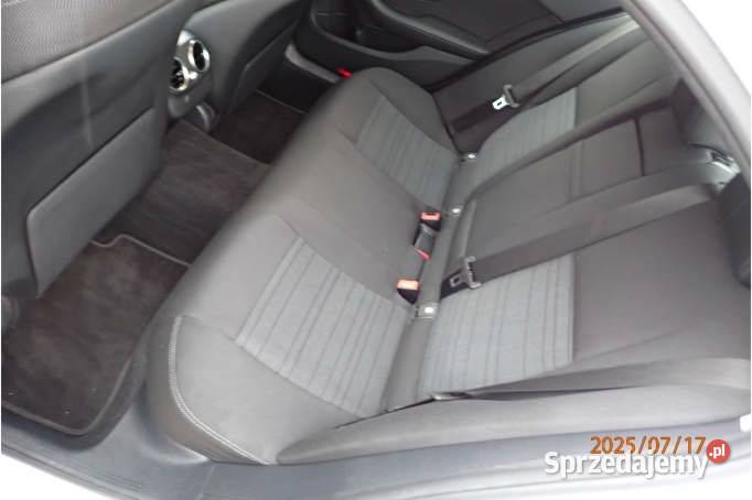 MERCEDESBENZ KLASA C 2019 159500 ccm 129 1595cm3 Wrocław