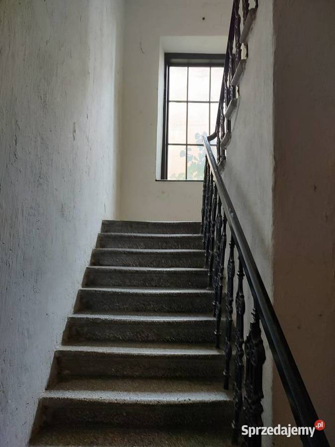 Sprzedam zabytkową kamienicę centrum piwnica Białystok