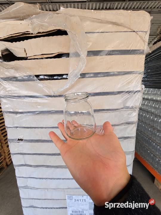 Słoiki szklane 200 ml z zakrętkami 110 sztukę dolnośląskie Strzelin