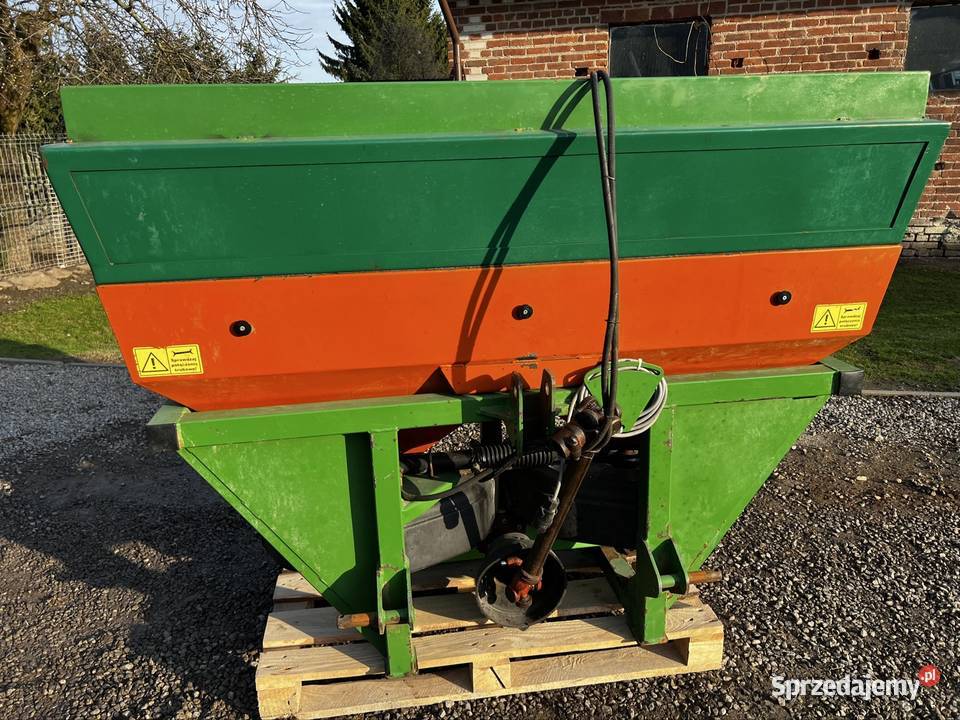 Rozsiewacz nawozów Armasz 1100l