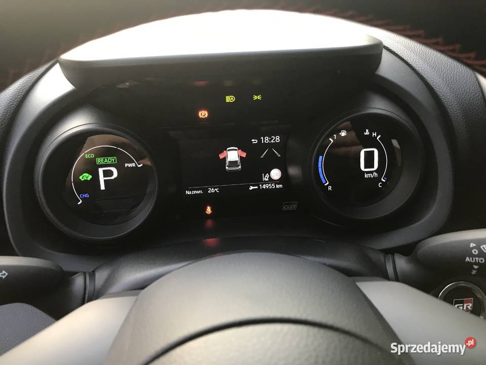 NOWA Toyota YARIS GR HYBRID 116 Perła NAVI