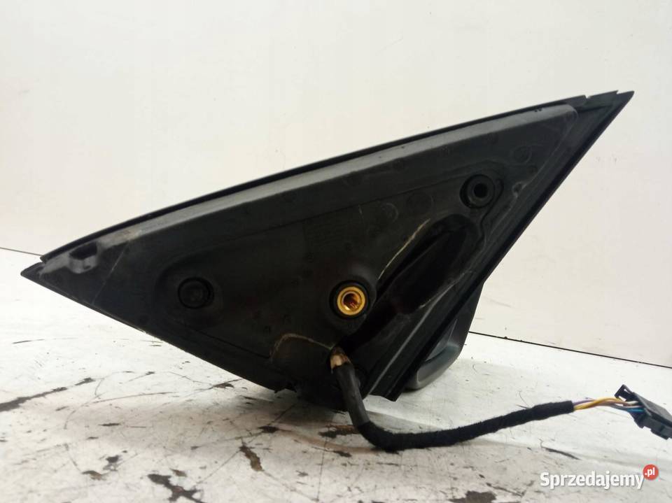 LUSTERKO PRAWE 6PIN EUROPA Skoda Fabia III 2014